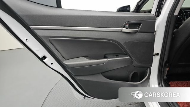 Hyundai Avante AD id 4924107 из Кореи 17