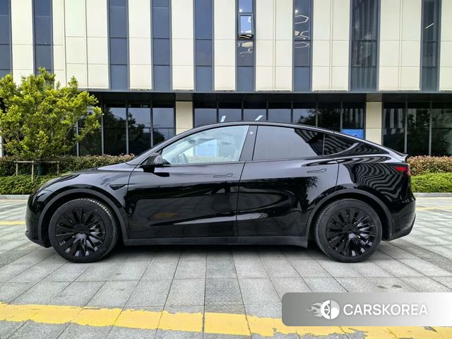 Tesla Model Y id 4206936 из Китая 17