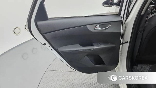 Kia Come New K3 id 4677009 из Кореи 17