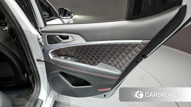 Genesis G70 id 4285742 из Кореи 17
