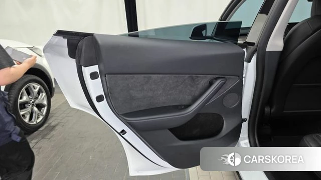 Tesla Model Y id 4408133 из Кореи 17
