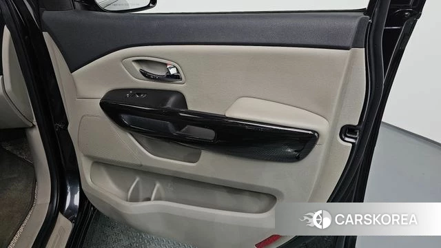 Kia The New Carnival id 4760137 из Кореи 17