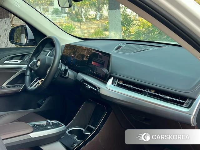 BMW X1 id 4333860 из Китая 17