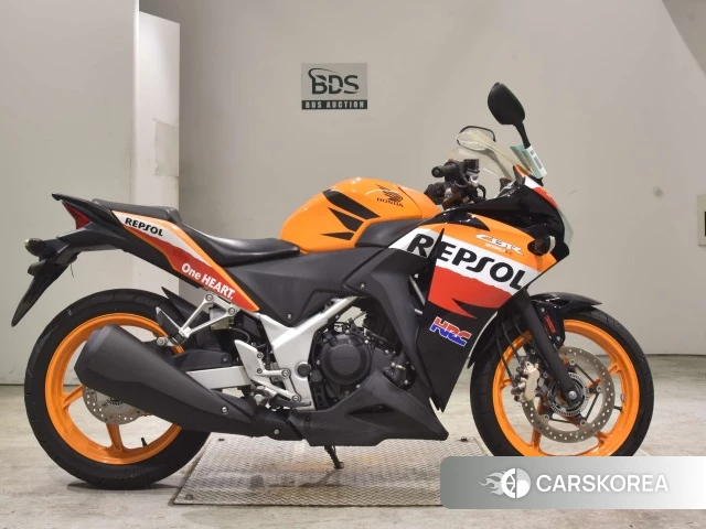 Проданный Honda CBR250R ABS 2013 из Японии