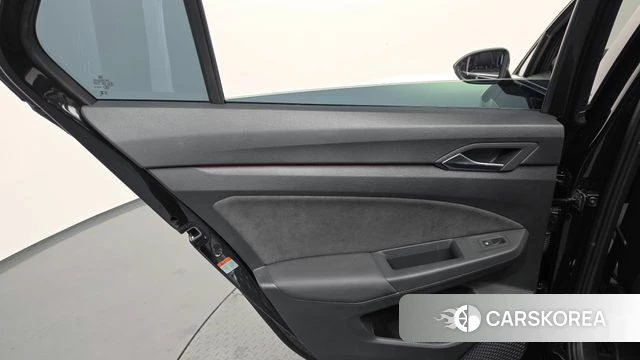 Volkswagen Golf 8th Generation id 4617575 из Кореи 17