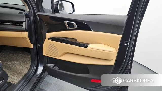 Kia Carnival 4th generation id 4624416 из Кореи 17