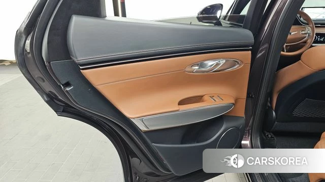 Genesis GV70 id 4444166 из Кореи 17
