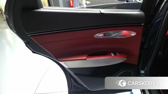 Genesis GV70 id 4609385 из Кореи 17
