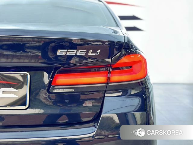 BMW 5 series id 4271703 из Китая 17