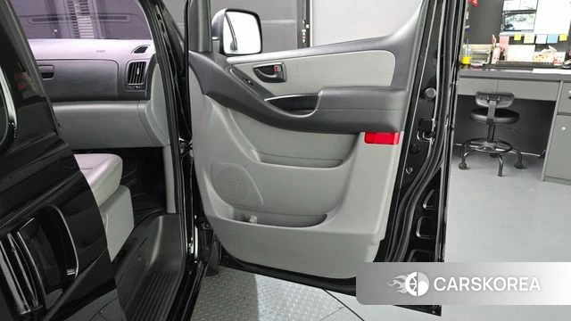 Hyundai The New Grand Starex id 4574176 из Кореи 17