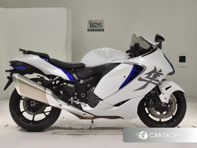 Проданный Suzuki GSX1300R HAYABUSA 2022 из Японии, фото 2