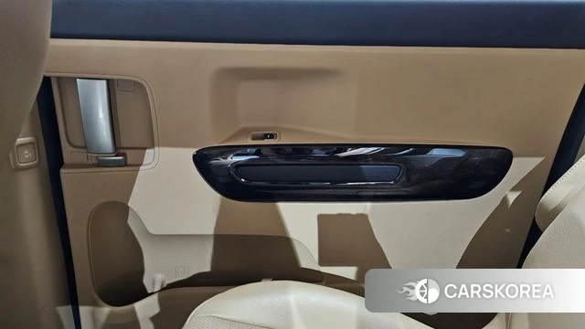 Kia The New Carnival id 4429938 из Кореи 17