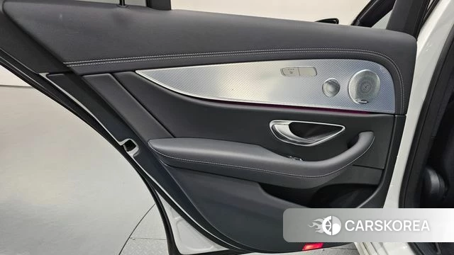Mercedes-Benz E-Class W213 id 4741361 из Кореи 17