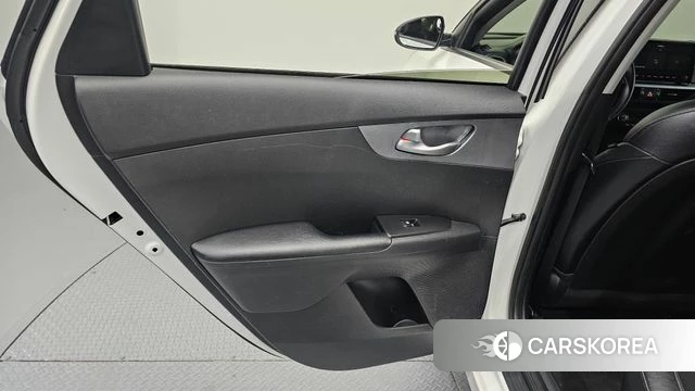 Kia The New K3 2nd generation id 4249842 из Кореи 17