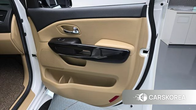 Kia All New Carnival id 4795049 из Кореи 17