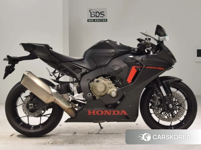 Проданный Honda CBR1000RR 2017 из Японии
