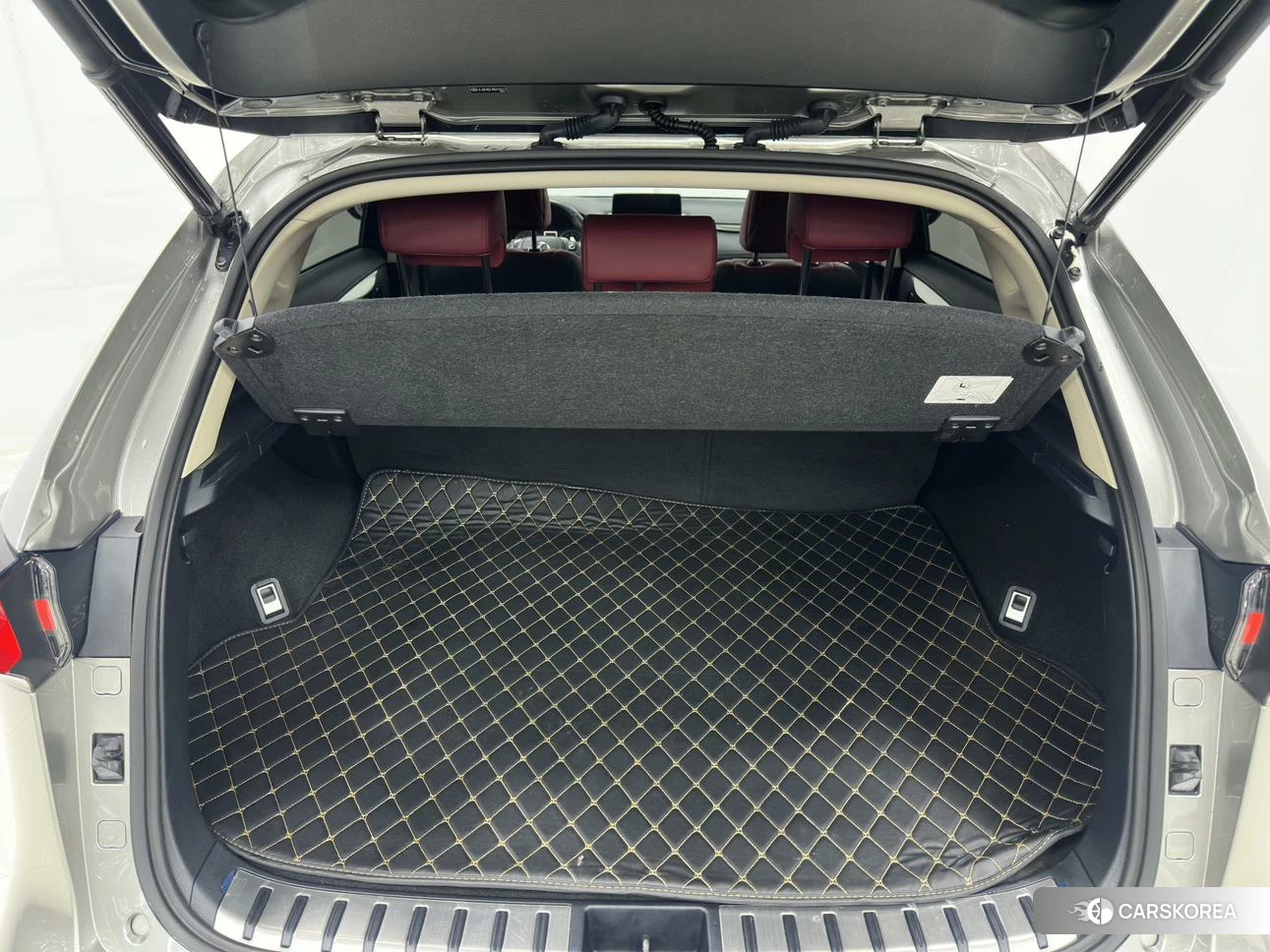 Lexus NX id 4426556 из Китая 17
