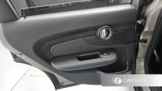 Mini Cooper Clubman id 4447773 из Кореи 17
