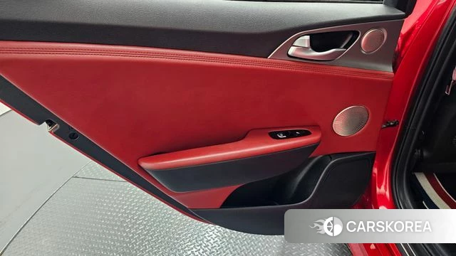 Kia Stinger id 4535866 из Кореи 17