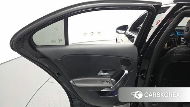 Mercedes-Benz A-Class W177 id 4303919 из Кореи 17