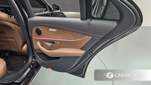 Mercedes-Benz E-Class W213 id 4427899 из Кореи 17
