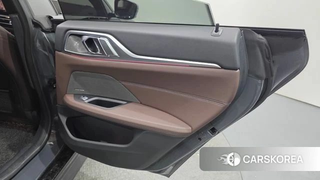 BMW i4 id 4282328 из Кореи 17