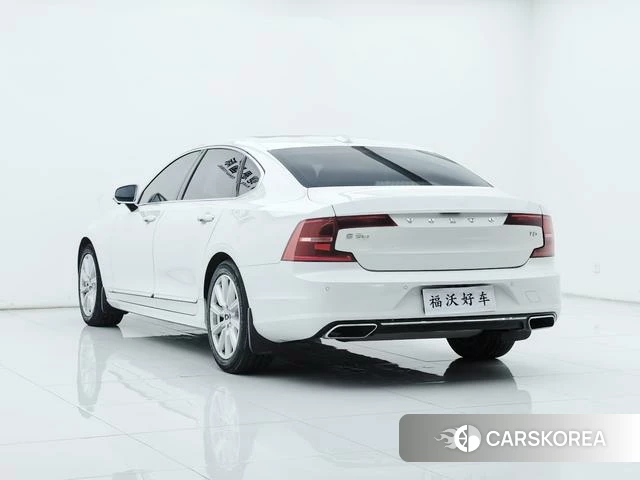 Volvo S90 id 4213384 из Китая 17