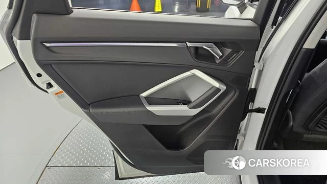 Audi Q3 (F3) id 4294094 из Кореи 17