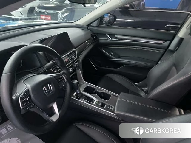Honda Accord id 4367547 из Китая 17