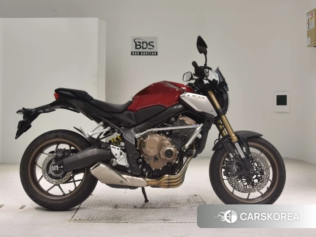 Проданный Honda CB650R 2019 из Японии
