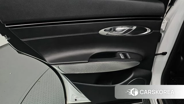 Genesis GV70 id 4721701 из Кореи 17