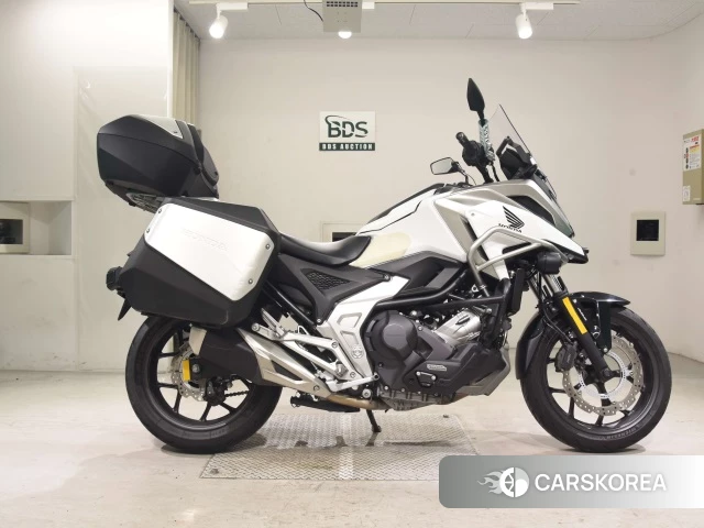 Проданный Honda NC750X ABS 2021 из Японии