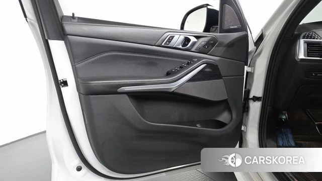 BMW X5 (G05) id 4590691 из Кореи 16