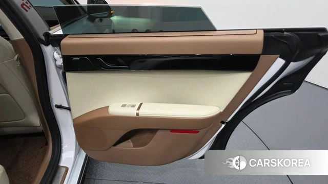 Hyundai Grandeur Hybrid (GN7) id 4329619 из Кореи 17