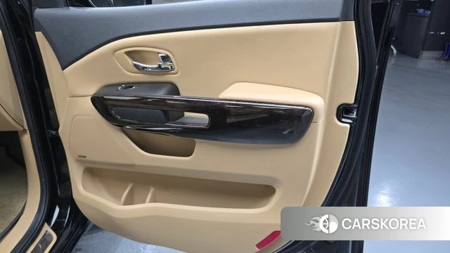 Kia The New Carnival id 4746576 из Кореи 17