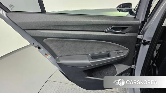 Volkswagen Golf 8th Generation id 4421534 из Кореи 17