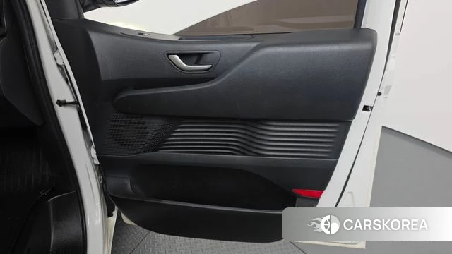 Hyundai Staria id 4904647 из Кореи 17