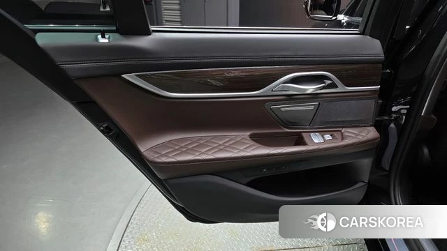 BMW 7 Series (G11) id 4470815 из Кореи 17