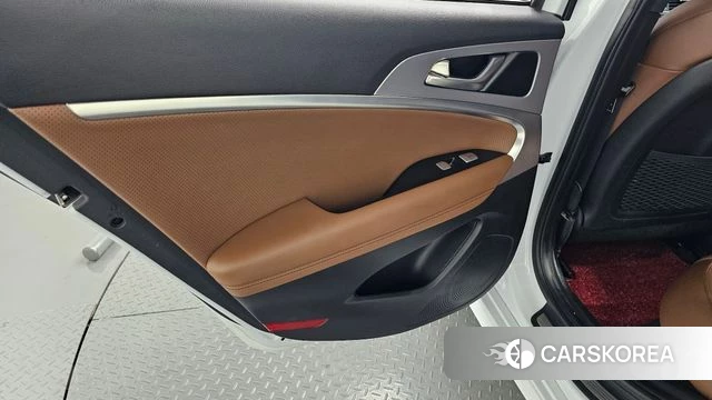 Genesis G70 id 4424677 из Кореи 17
