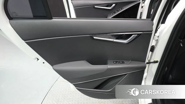 Kia Di Ol Nu Niro id 4763743 из Кореи 17