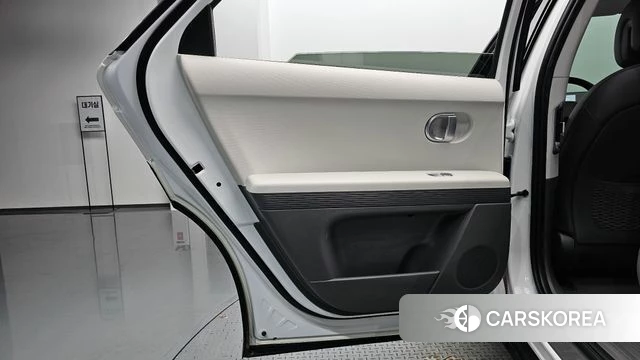 Hyundai Ionic 5 id 4893771 из Кореи 17