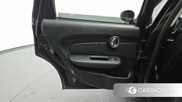 Mini Cooper Clubman id 4849722 из Кореи 17