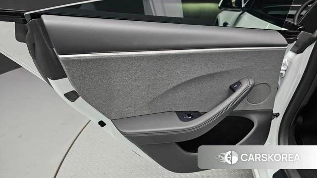 Tesla Model 3 id 4686850 из Кореи 17
