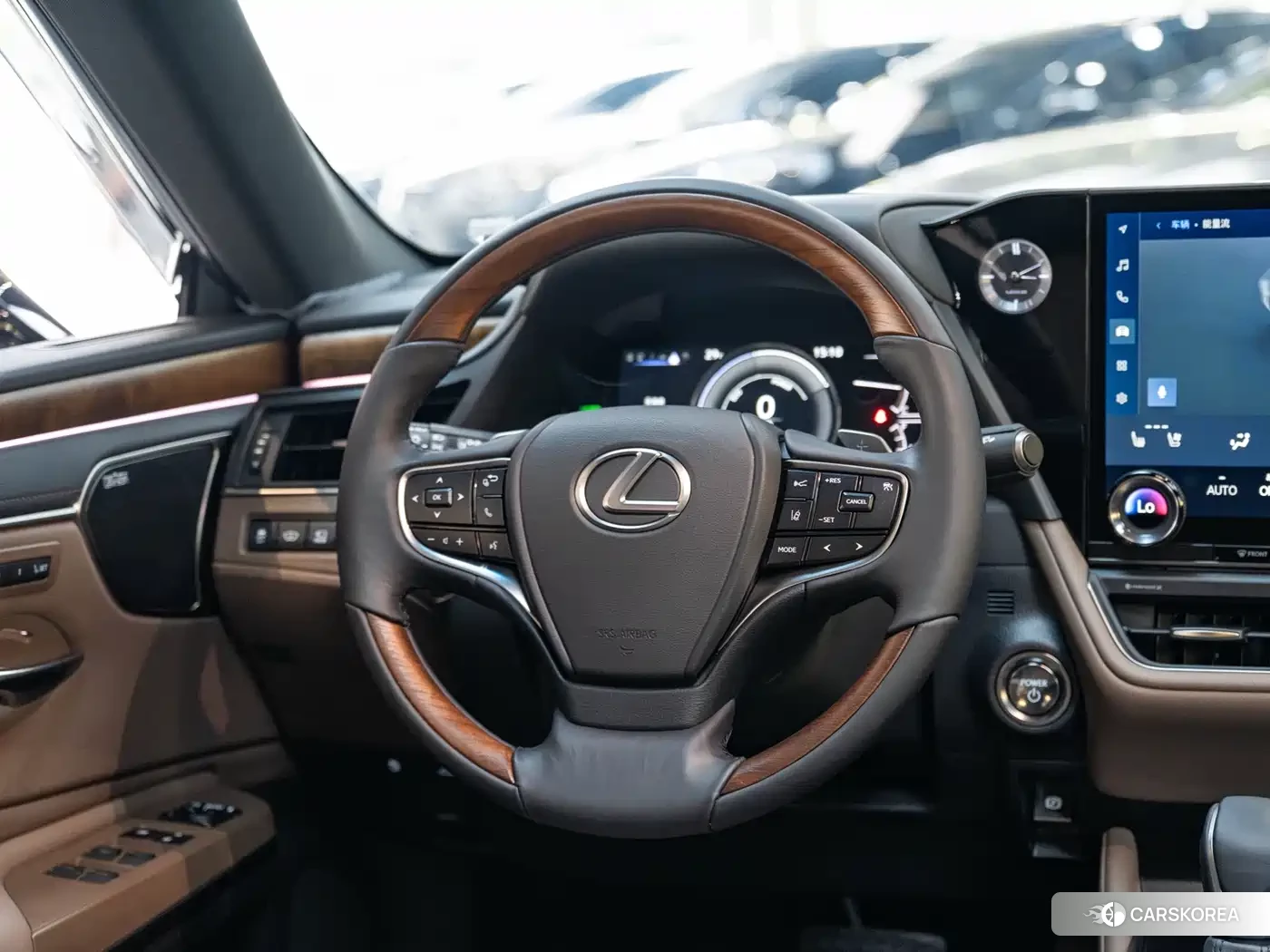 Lexus ES id 4565415 из Китая 17