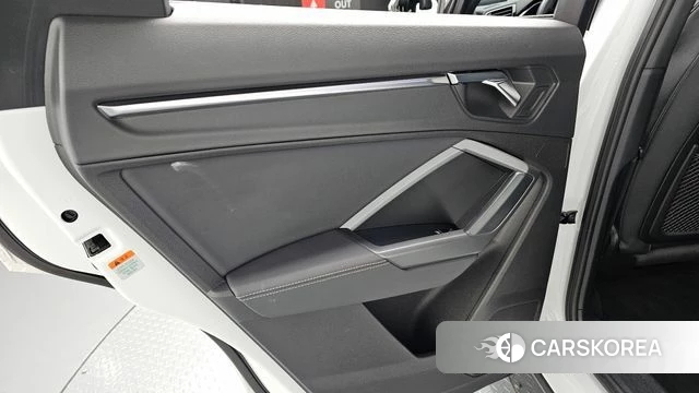 Audi Q3 (F3) id 4423991 из Кореи 17