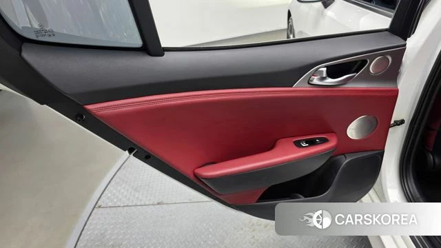 Kia Stinger id 4672692 из Кореи 17