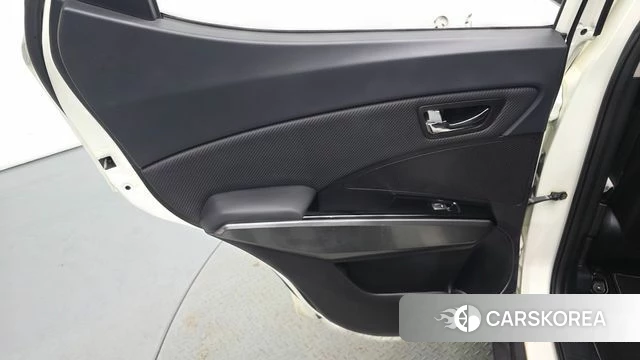 Ssangyong Berry New Tivoli id 4652056 из Кореи 17