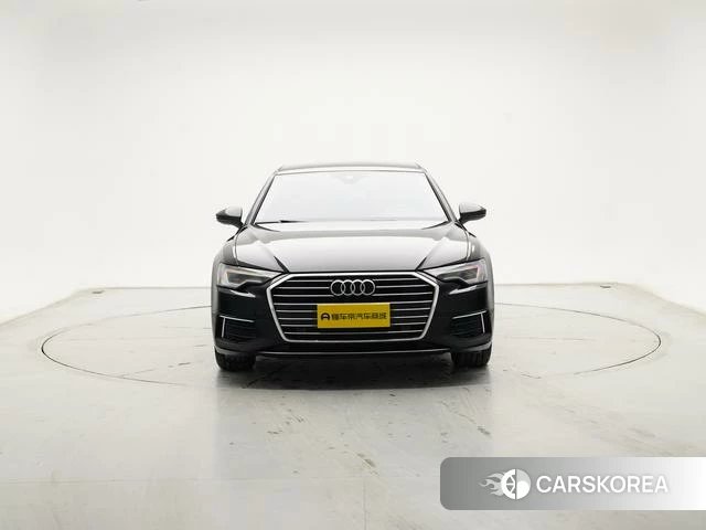 Audi A6L id 4255936 из Китая 17