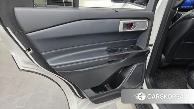 Ford Explorer 6th Generation id 4586844 из Кореи 17