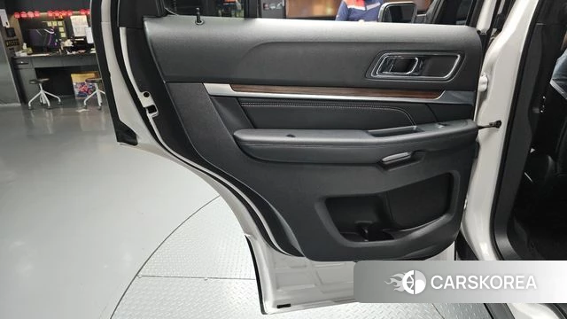 Ford Explorer id 4557467 из Кореи 17